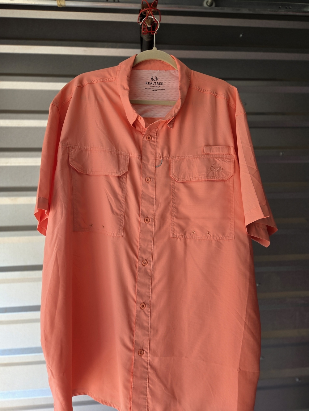 Realtree Men's Short Sleeve Button-Down Shirt - Coral